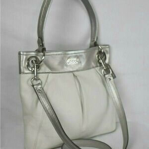 Coach 17605 Ashley Leather hippie silver and white shoulder crossbody bag